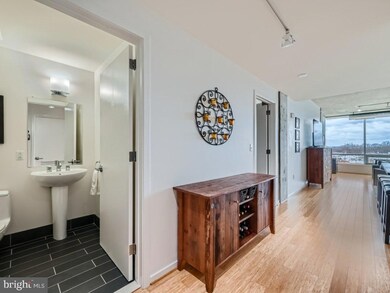 Silo Point unit 524, Baltimore, MD 21230 - photo 4