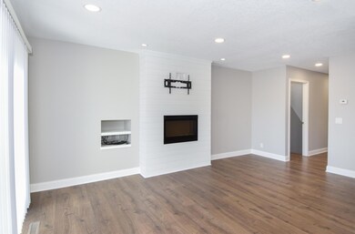 6256 Meadowlark Ln N, Maple Grove, MN 55369 - photo 2