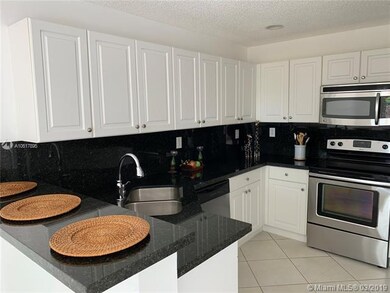 11580 NW 50th Terrace, Doral, FL 33178 - photo 4