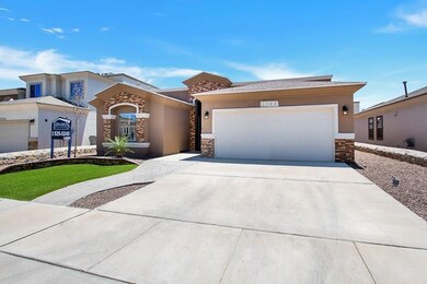 792 Pontop Hall St, El Paso, TX 79928 - photo 3