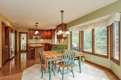 009-Breakfast_Room-1265205-mls