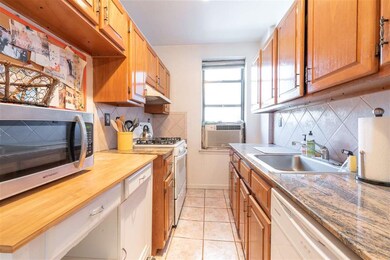 883 Boulevard E unit 2E, Weehawken, NJ 07086 - photo 4