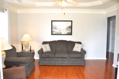 8021 Aspen Glen Dr unit 8021, Louisville, KY 40228 - photo 7