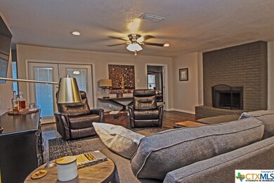 711 Ash St, Copperas Cove, TX 76522 - photo 6