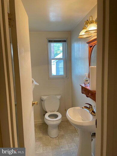 548 Ingraham St NE, Washington, DC 20011 - photo 6