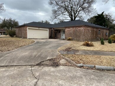 7203 Fairway Ct, Houston, TX 77088 - photo 5