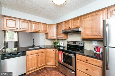 5986 Rowanberry Dr, Elkridge, MD 21075 - photo 5