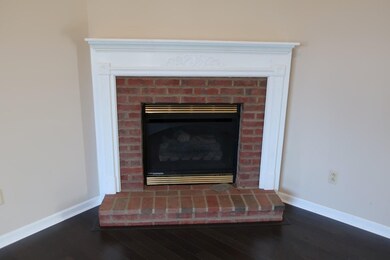 847 Isaac Shelby Cir E, Frankfort, KY 40601 - photo 6