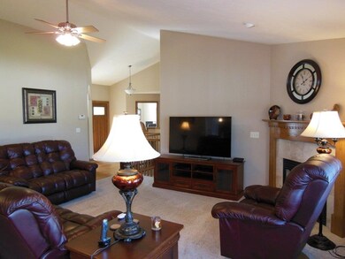 319 Parker Ct, Colbert, WA 99005 - photo 5