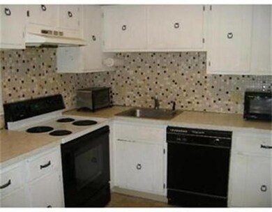 67 Milliken Ave unit 3, Franklin, MA 02038 - photo 2