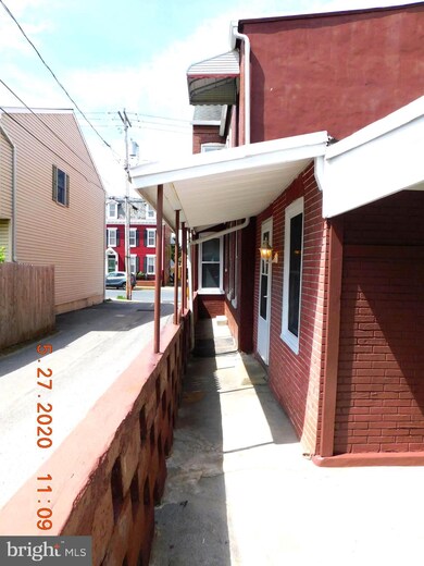 153 S 4th St, Columbia, PA 17512 - photo 4