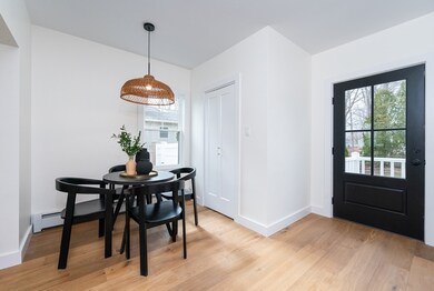 14 Columbus Ave, Newburyport, MA 01950 - photo 6