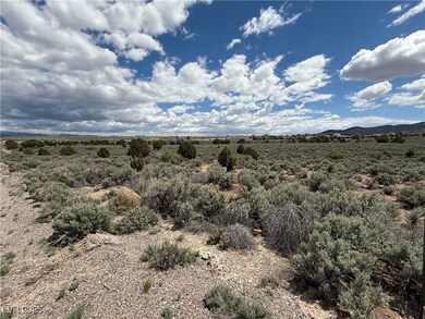 View of local wilderness featuring a mountainous b