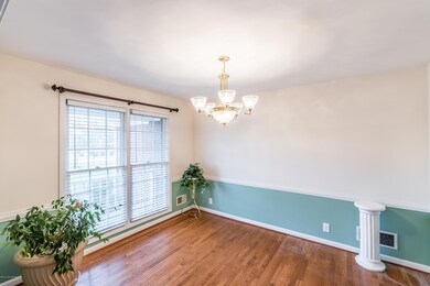 185 Bayberry Ct, Mount Washington, KY 40047 - photo 3