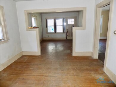 2021 Brussels St, Toledo, OH 43613 - photo 5