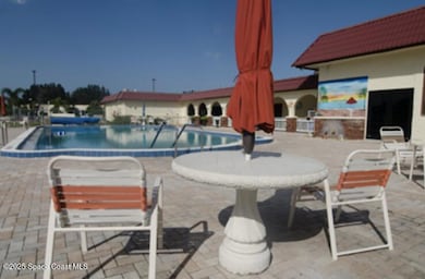 Pool 2