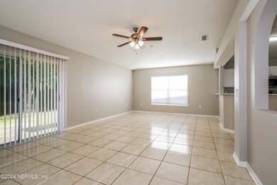 9135 Shindler Crossing Dr, Jacksonville, FL 32222 - photo 7