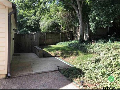 2912 2912 Sunnybrook, Tyler, TX 75701 - photo 3