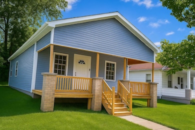 818 Alvord Ave, Flint, MI 48507 - photo 2