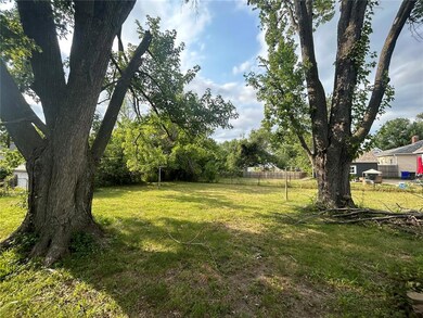 633 29th St SE, Cedar Rapids, IA 52403 - photo 5