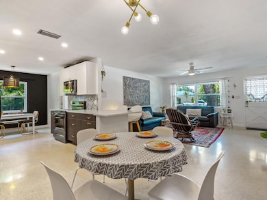 2740 Bruce Ln, Sarasota, FL 34237 - photo 7