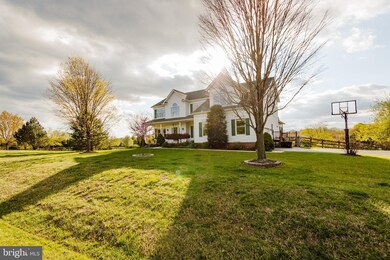 714 Breezy Lake Way, Sykesville, MD 21784 - photo 2