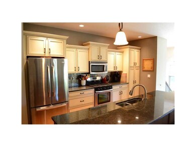 Kitchen. Granite counters