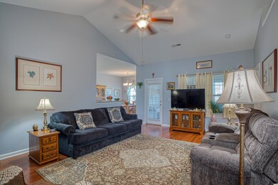 4048 Woodcliffe Dr, Conway, SC 29526 - photo 5