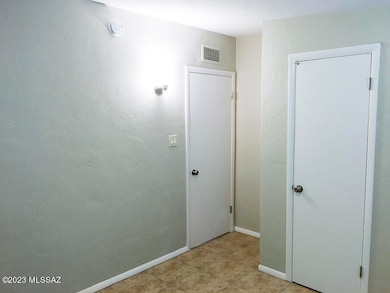 P1677172-14-MLS-456104