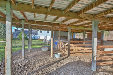 23621 Fisk Rd E, Orting, WA 98360 - photo 4