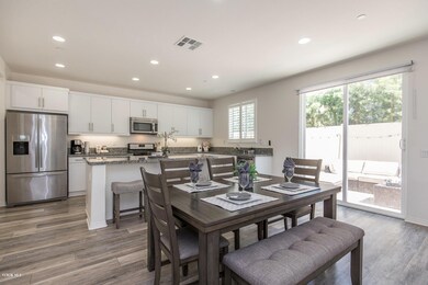 22041 Windham Way Santa-large-007-009-Wi