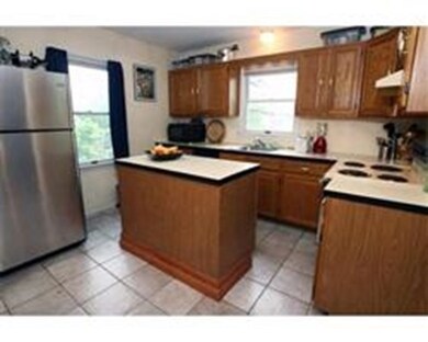 101 Sciarappa St unit 3, Cambridge, MA 02141 - photo 4