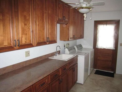 Brookside Way 006