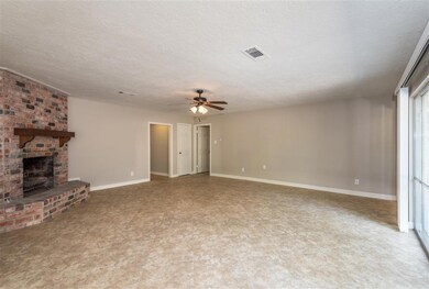 7403 Tall Pines Dr, Houston, TX 77088 - photo 6