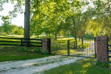 813 Spring Dr, Cookeville, TN 38506 - photo 3