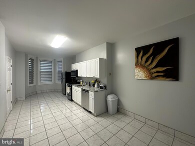 1713 Bolton St unit 1, Baltimore, MD 21217 - photo 6