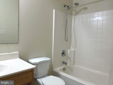 302 E 5th Ave, Ranson, WV 25438 - photo 6