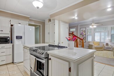 310 E Lafayette -10