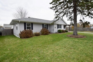 20 Crestview Ave, Somerset, MA 02725 - photo 2