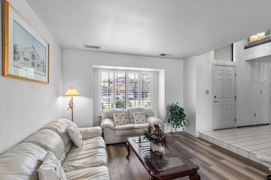 3005 Willetts Way, Ceres, CA 95307 - photo 7