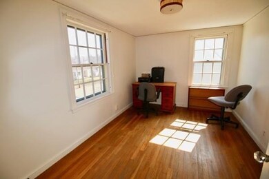 39 Beach St, Marblehead, MA 01945 - photo 5