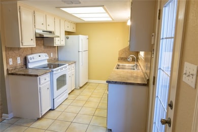 6630 Long Meadow Dr unit 2B, Corpus Christi, TX 78413 - photo 7