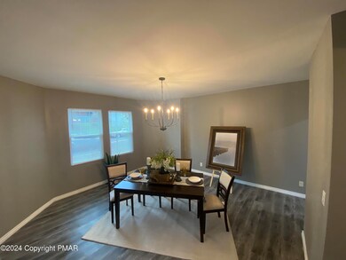 1526 Linden St, Scranton, PA 18510 - photo 3