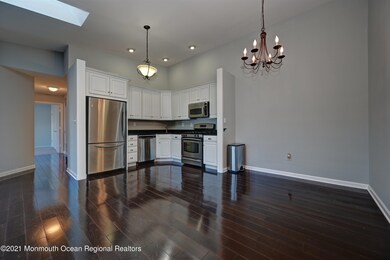 80 Players Cir, Tinton Falls, NJ 07724 - photo 4