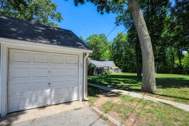 135 Partridge Ln unit 135, Chicopee, MA 01022 - photo 3