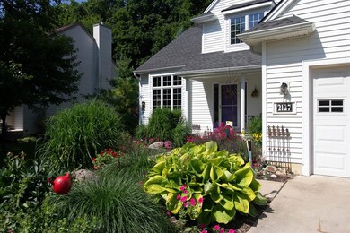 2127 Chestnut Crescent, Saline, MI 48176 - photo 4