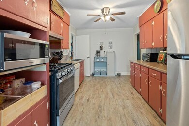 524 Contour St, Lake Charles, LA 70605 - photo 5