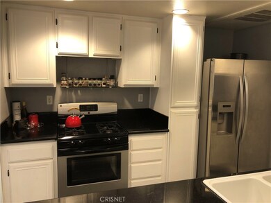 5250 Premiere Hills Cir unit 102, Woodland Hills, CA 91364 - photo 2