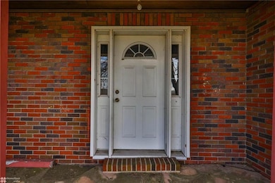 4068 Friedens Rd, Slatington, PA 18080 - photo 2