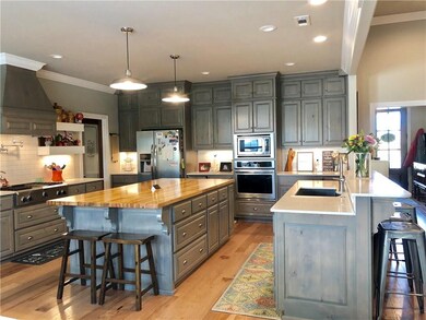 14244 Cayenne Cir, Siloam Springs, AR 72761 - photo 2